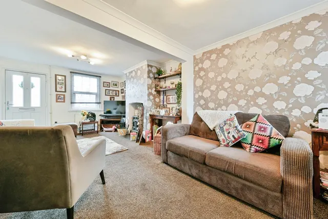 Photo 2 — Baldock Road, Stotfold, Hitchin