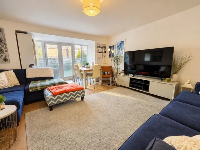 Buscombe Gardens, Hucclecote, GL3, photo 3