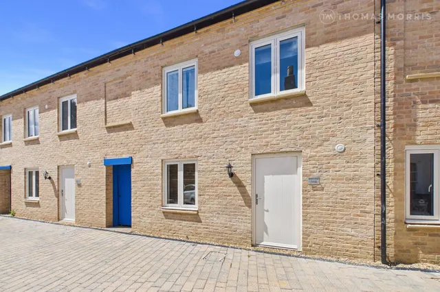 Windmill Row, St. Neots, PE19, photo 1