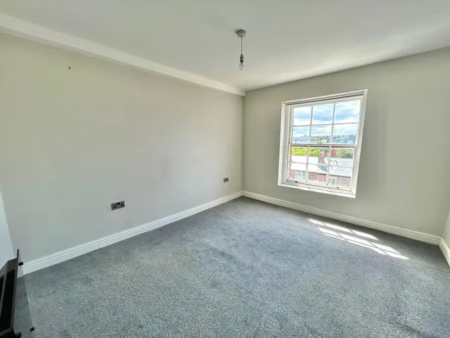 Hamilton Square, Birkenhead, CH41, photo 2
