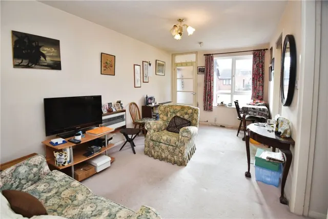 Greenwood Close, Romsey, SO51, photo 3