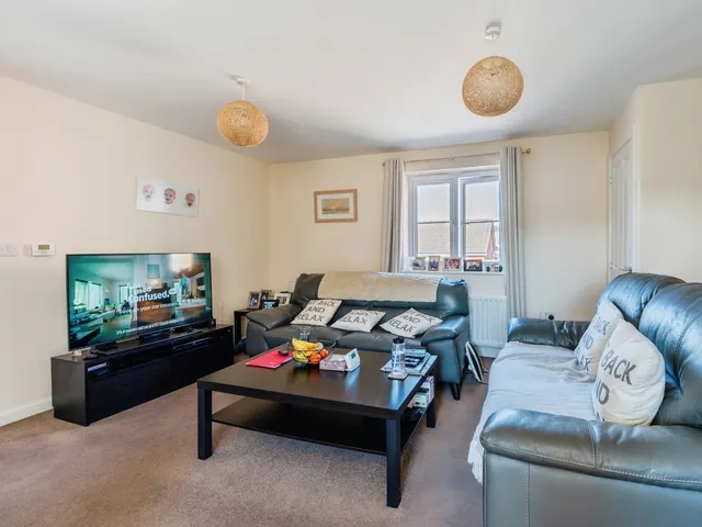 Inkerman Close, Bristol, Somerset, BS7, photo 1