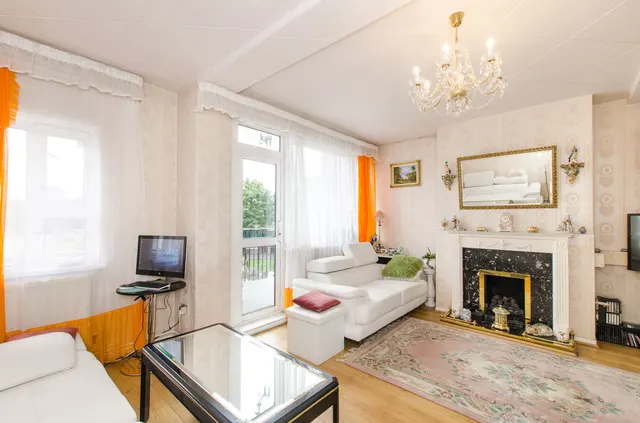 9 Martley House, Patmore Estate, London, photo 1