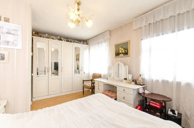 Photo 3 — 9 Martley House, Patmore Estate, London