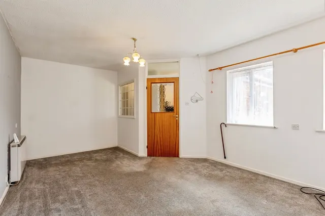 Photo 3 — Avondale Court, Longwell Green, BRISTOL