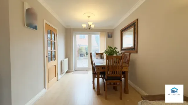 Photo 3 — Sidmouth Avenue, Leicester, LE5 4WB