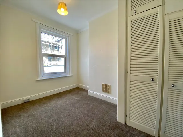 Photo 2 — Eldon Place, Bournemouth, BH4