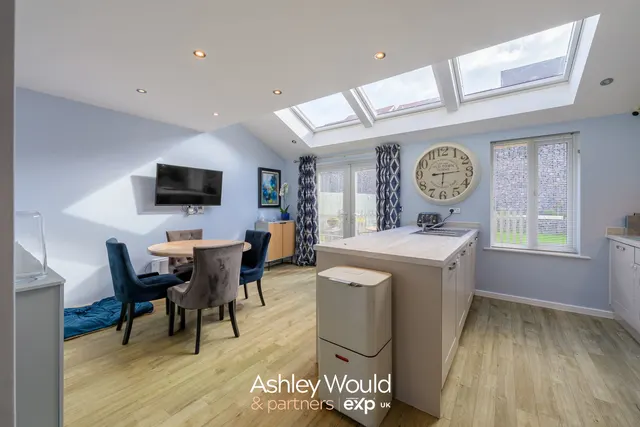 Ambergate Road, Bilston, WV14, photo 3