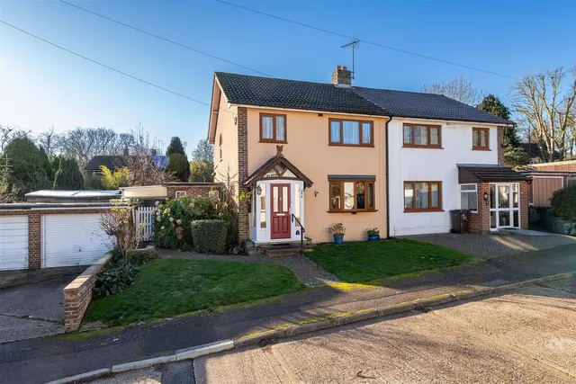 Horwood Close, Rochester ME1 3LR, photo 1
