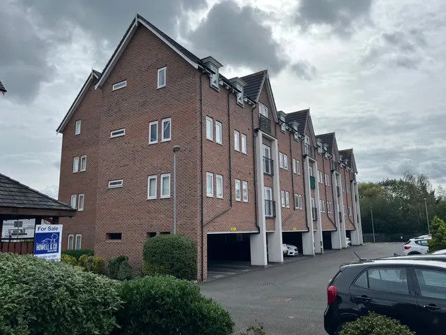 Photo 2 — Flat 14, Verden Court Rose Creek Gardens, Warrington, Great Sankey, WA5 3TW