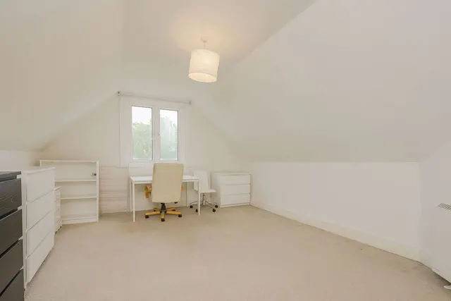 Parkwood Road, London, SW19, photo 2