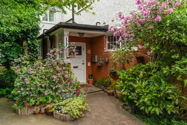 Photo 3 — 58 Paines Lane, Pinner