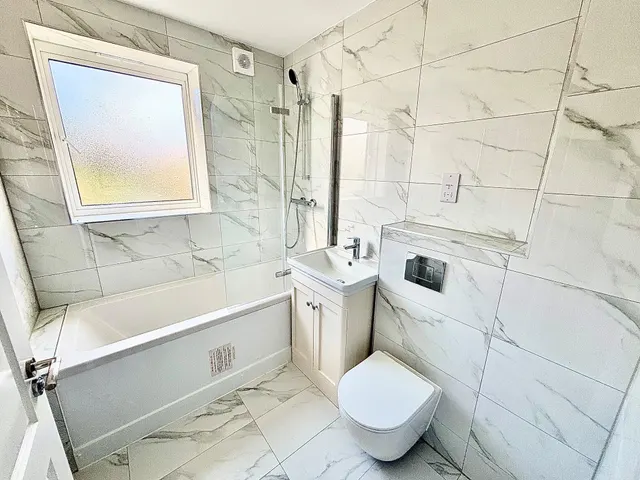 Wakefield Street, East Ham, E6, photo 3