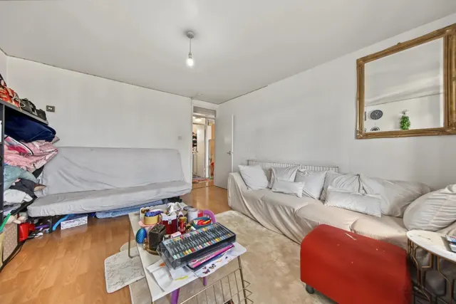 Howard Road, London, N16, photo 2