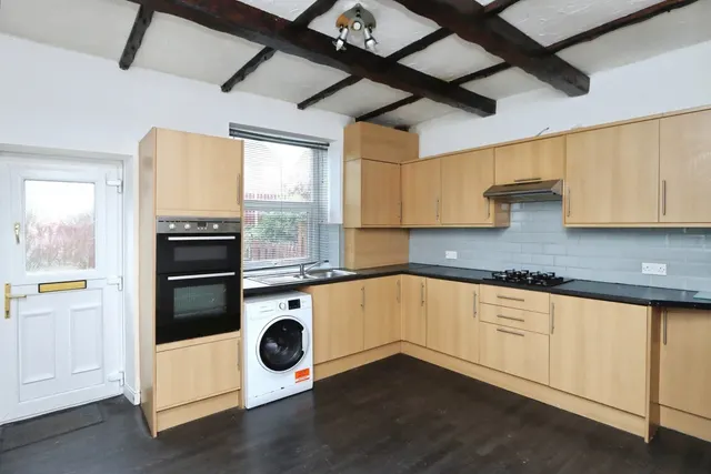 Hall Road, Handsworth, Sheffield, S13, photo 1
