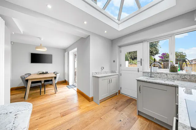 Olive Walk, Harrogate, HG1, photo 3