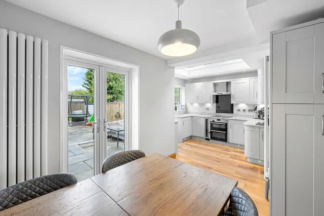 Olive Walk, Harrogate, HG1, photo 2