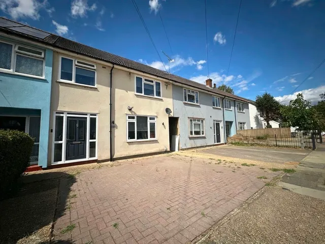 Amersham Road, Romford, photo 1