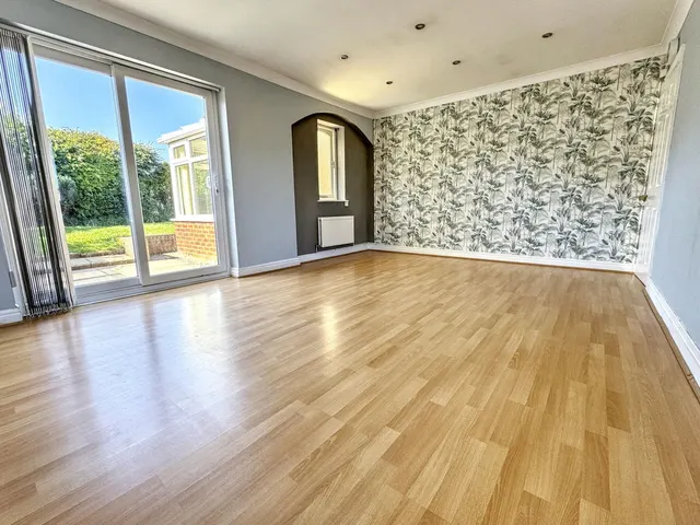 Photo 3 — Erw Goch, Abergele, Conwy, LL22 9AQ