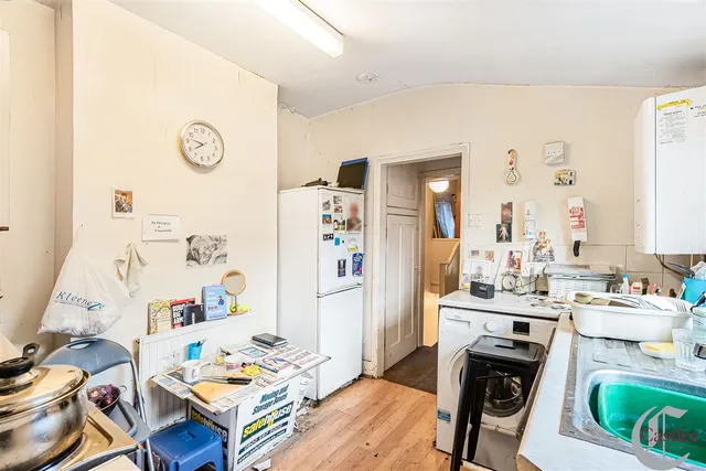 Parkhurst Road, N22, photo 3
