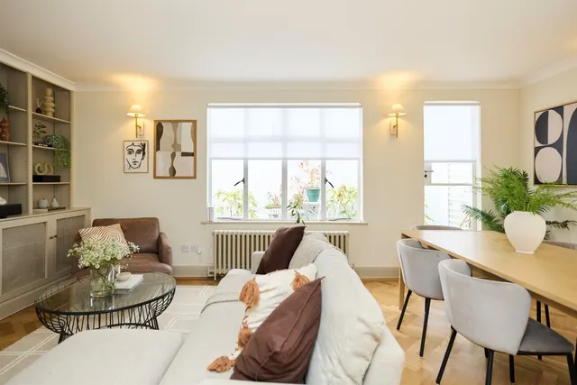 Strathearn Place, London, photo 1