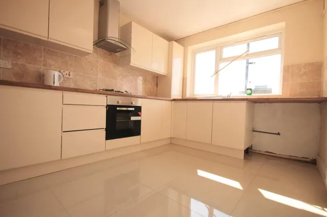 Grays, Essex, RM17 5RZ, photo 1
