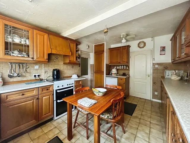 Photo 2 — Robin Grove, Wolverhampton, West Midlands, WV11