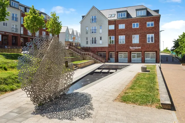 The Avenue, Tunbridge Wells, photo 1