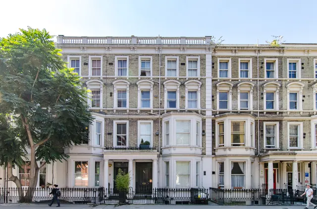 Photo 3 — Flat 6, 65 Warwick Road, London