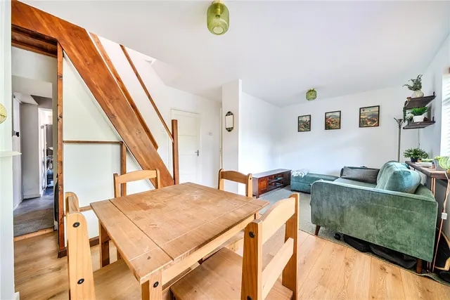 Photo 2 — Brockwell Close, Orpington, BR5