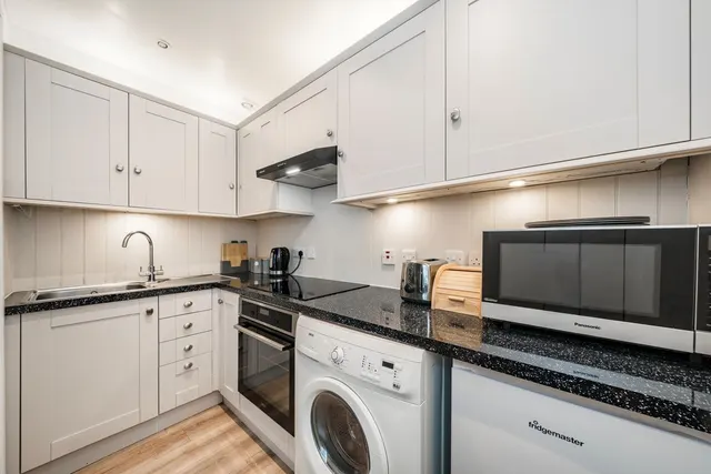 Winchester Street, Pimlico, SW1V, photo 2