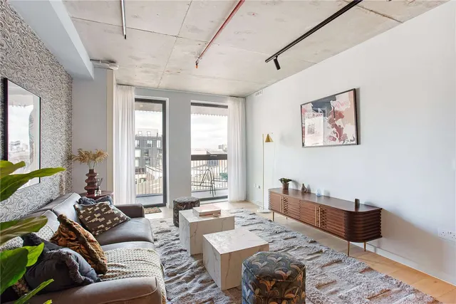 Photo 2 — Smokehaus, Flat 2-16, Bayford Street, London, E8 3SE