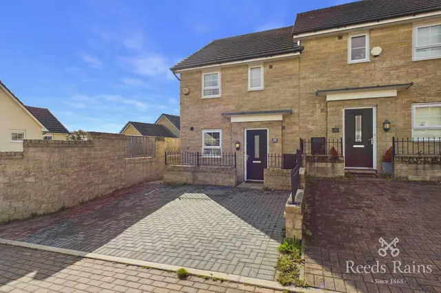 Sgt Mark Stansfield Way, Hyde, SK14, photo 2