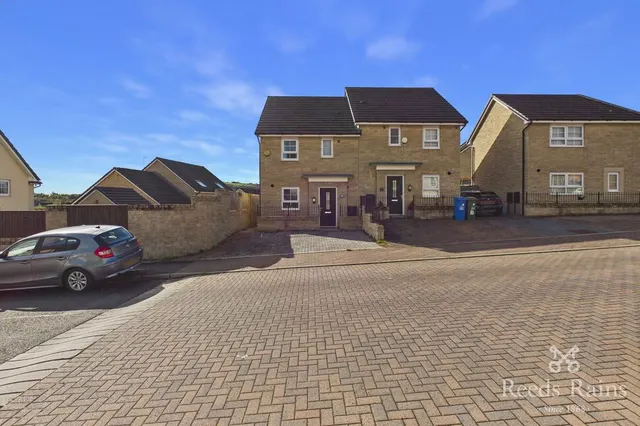 Sgt Mark Stansfield Way, Hyde, SK14, photo 1