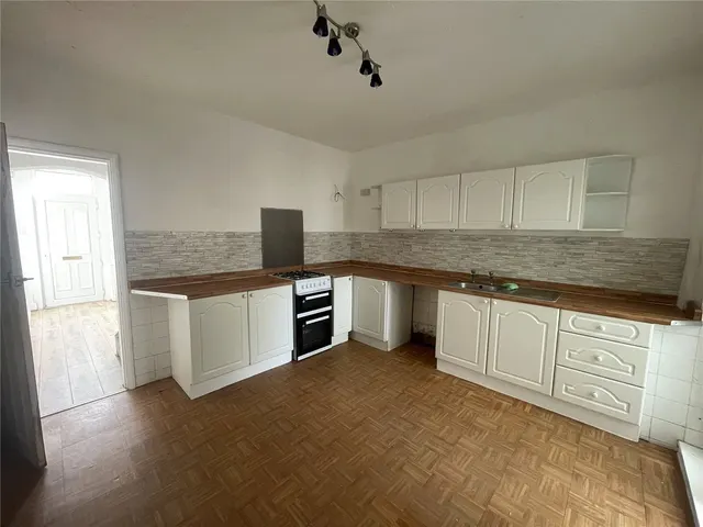 Carlingford Road, Hucknall, NG15, photo 2