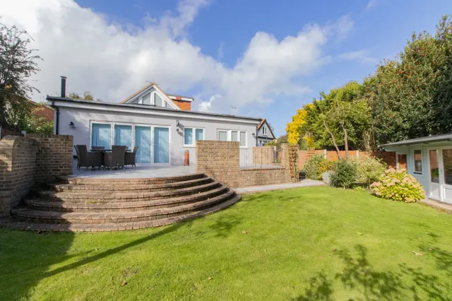 St. Mildreds Avenue, Broadstairs, CT10, photo 3