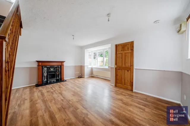 Lerrett Close, Chickerell, DT3, photo 2