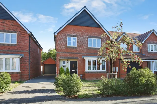 Nutsea Road, Nursling, SO16, photo 1