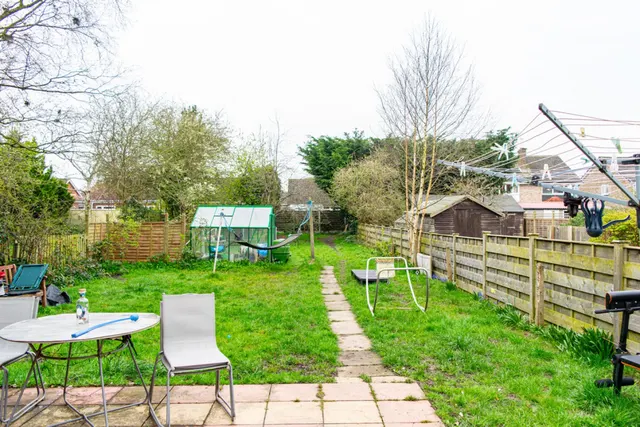 Photo 2 — Wains Road, York