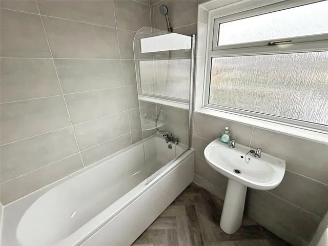 Photo 2 — Lunbreck Road, Warmsworth, South Yorkshire, DN4