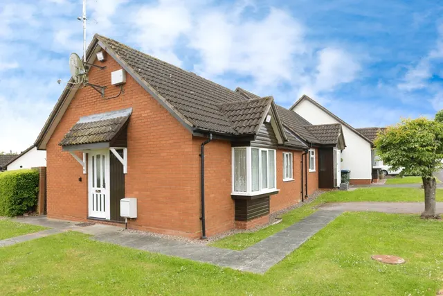 Banks Road, Coundon, Coventry, CV6, photo 1