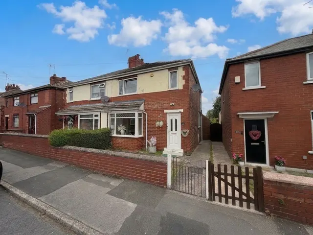 Anston Avenue, Worksop, S81, photo 1