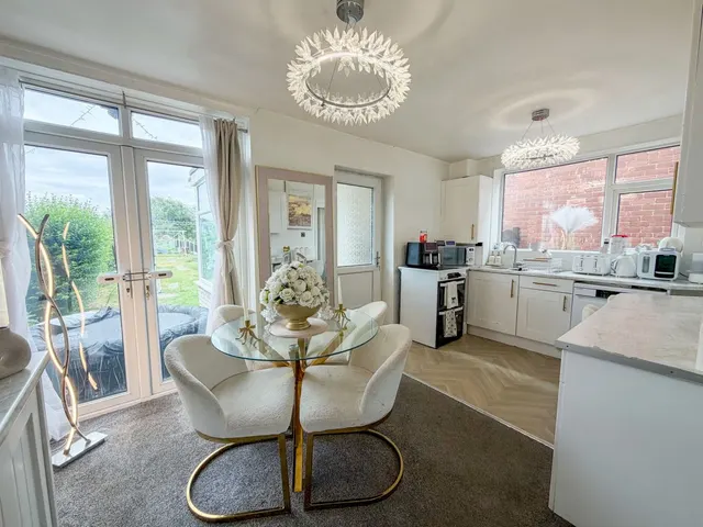 Anston Avenue, Worksop, S81, photo 2