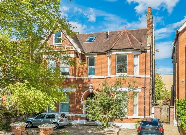 Woodville Gardens, Ealing, W5, photo 1