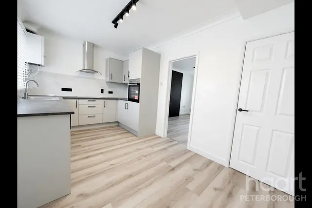 Everdon Way, PE3, photo 2