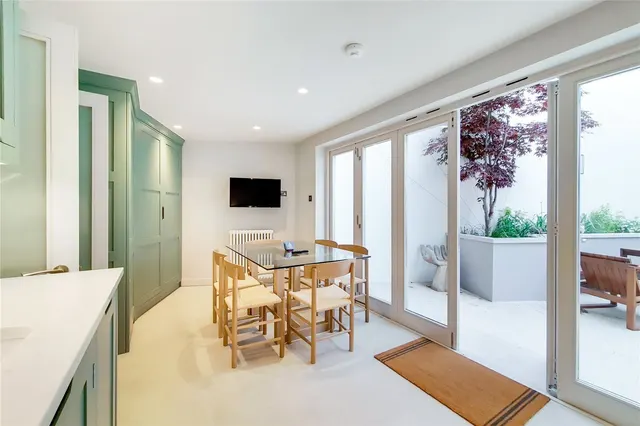 Elnathan Mews, London, W9, photo 3