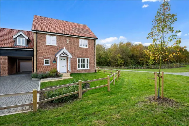 Photo 2 — Holt, Norfolk, NR25 6FW
