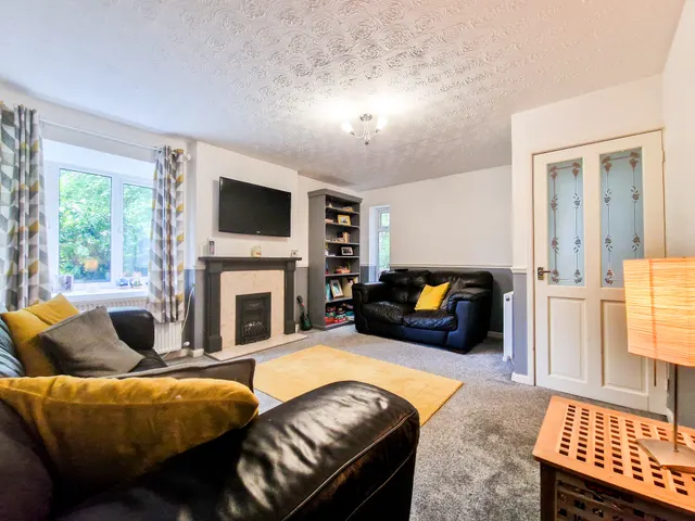Photo 2 — Cloughbank, Stoneclough, Radcliffe, Manchester, M26 1BD