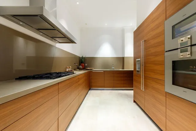 Whitehall Place, London, SW1A, photo 3