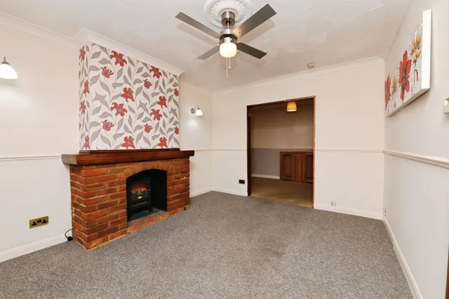 Photo 3 — Newlands Road, Canvey Island